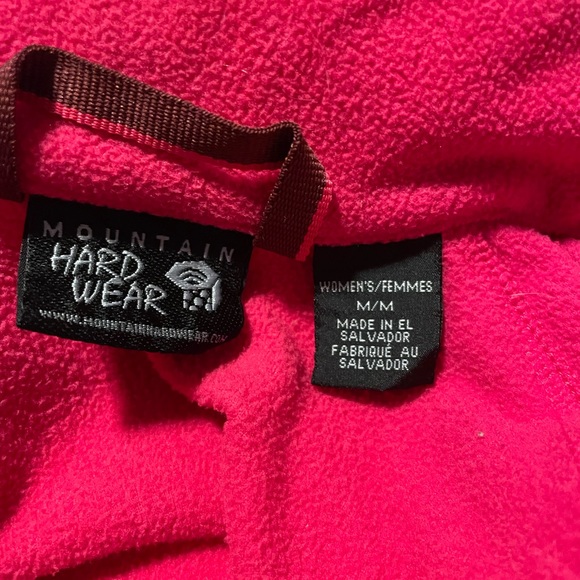 Mountain Hardware Microfleece 1/4 Zip - Picture 9 of 10